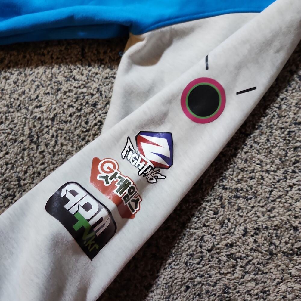 Overwatch Button Jacket - Picture 3 of 4